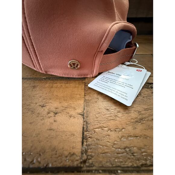 LULULEMON Women's Baller Baseball Hat in Desert Sand NWT - Picture 3 of 6